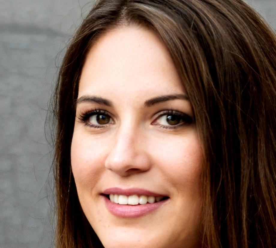 Friederike Neumann - Absolventin des Finanzmanagement-Programms